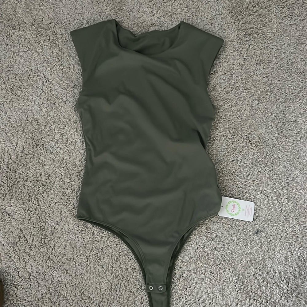 Unbranded sleeveless bodysuit